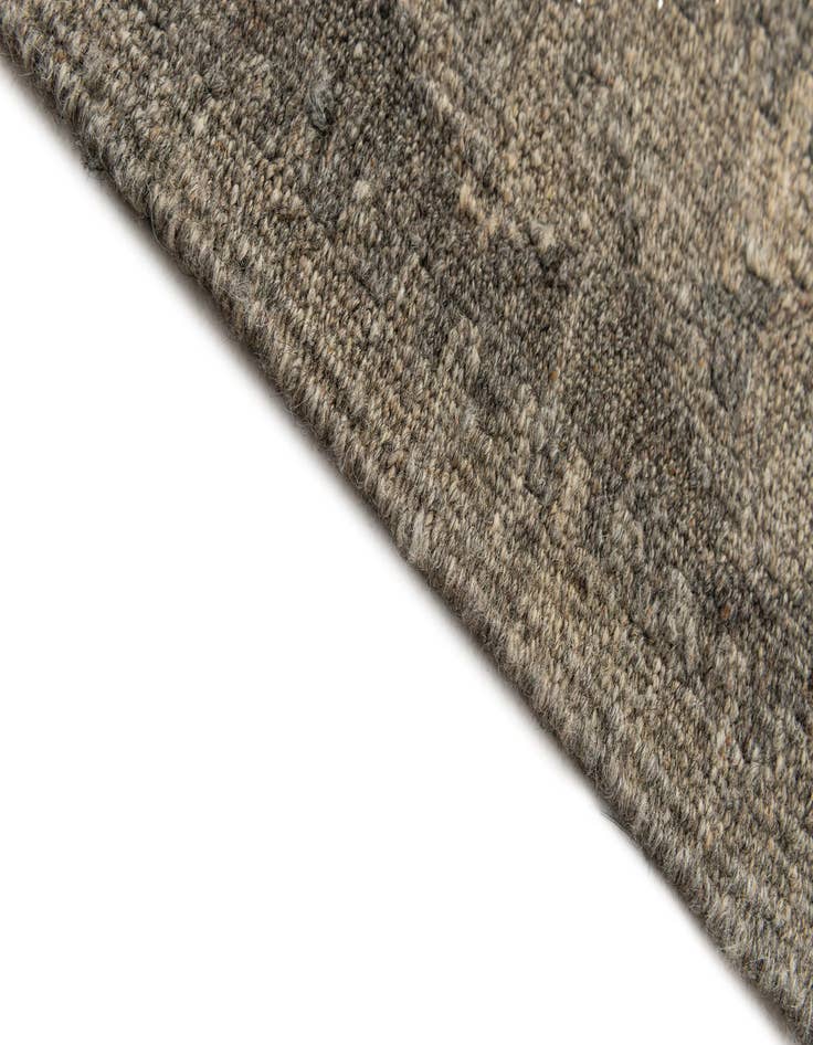 Detail image of  2' 10 x 9' 10  Hand Woven Kilim Maymana Wool Runner Rug