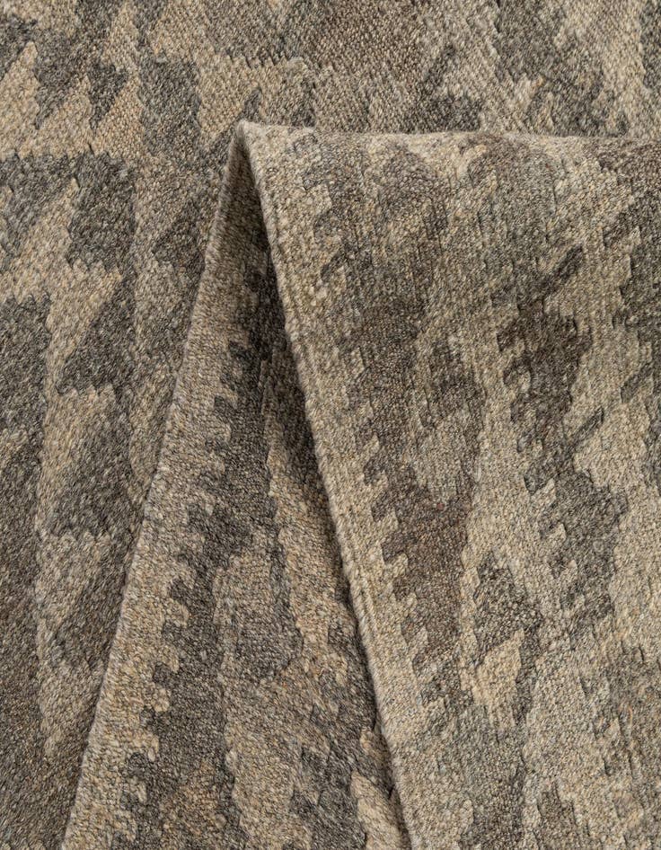 Detail image of  2' 10 x 9' 10  Hand Woven Kilim Maymana Wool Runner Rug