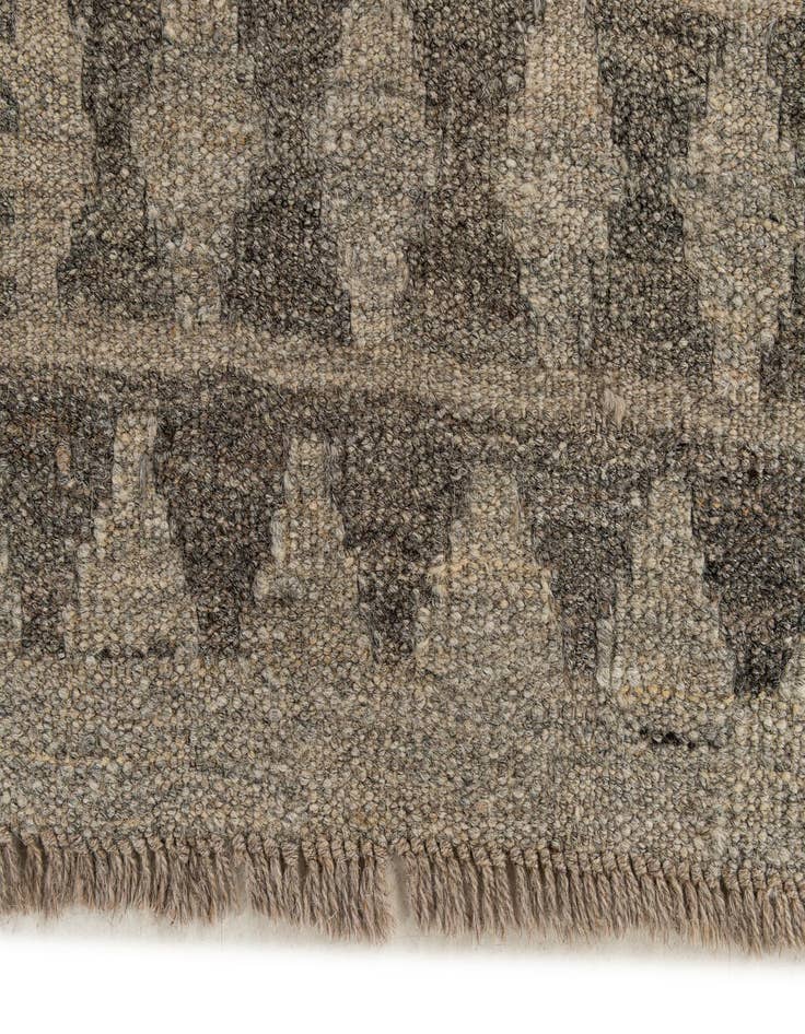 Detail image of  2' 8 x 10'  Hand Woven Kilim Maymana Wool Runner Rug