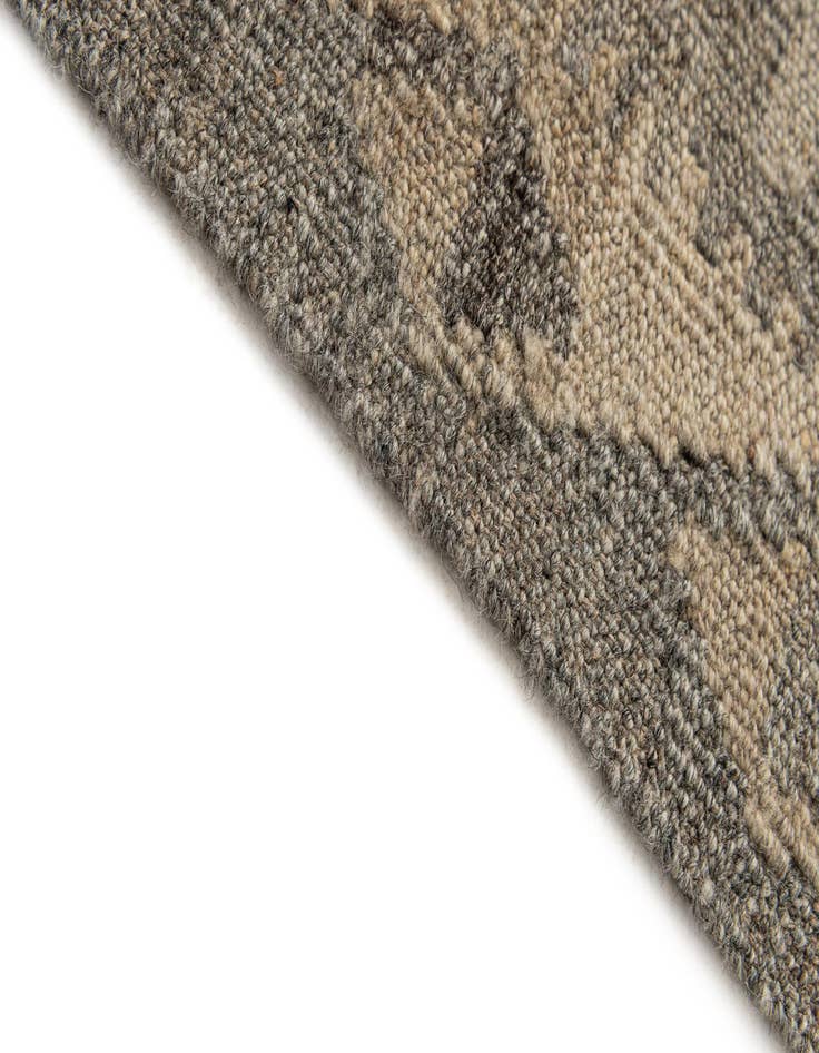 Detail image of  2' 7 x 9' 10  Hand Woven Kilim Maymana Wool Runner Rug