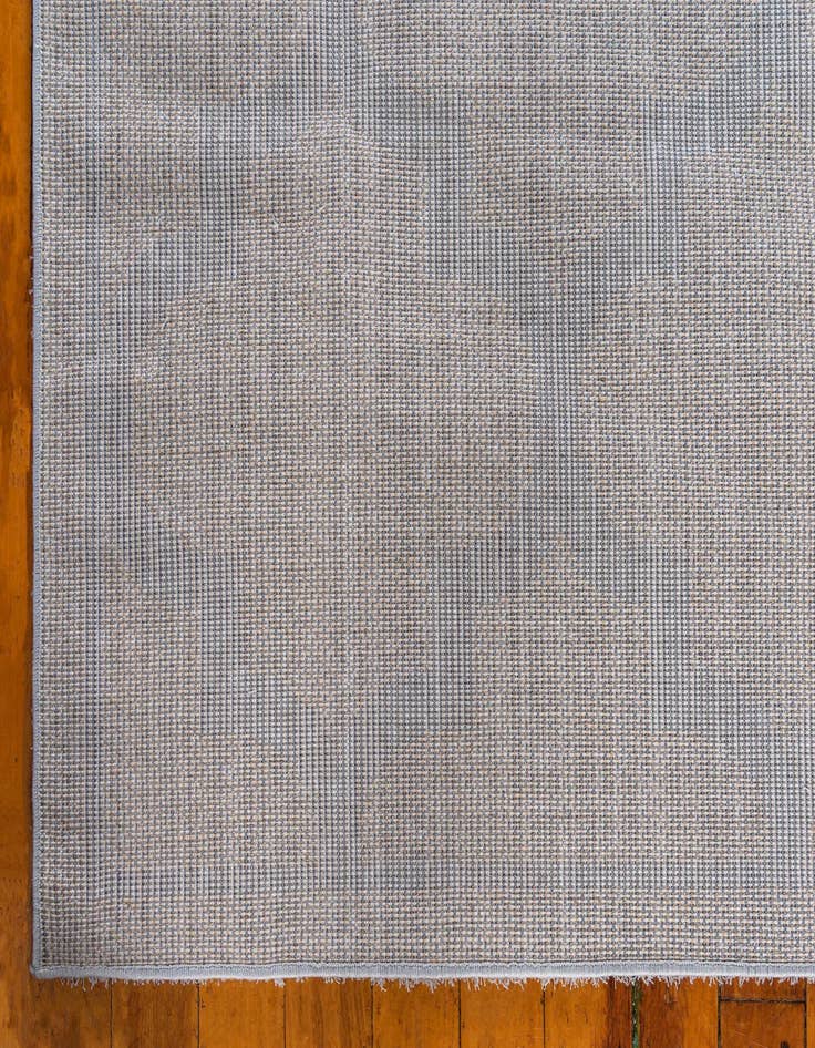 Detail image of  2' x 6' 7 Lattice Shag Runner Rug