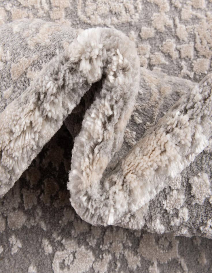 Detail image of  2' 3 x 8' Modern Classical Runner Rug