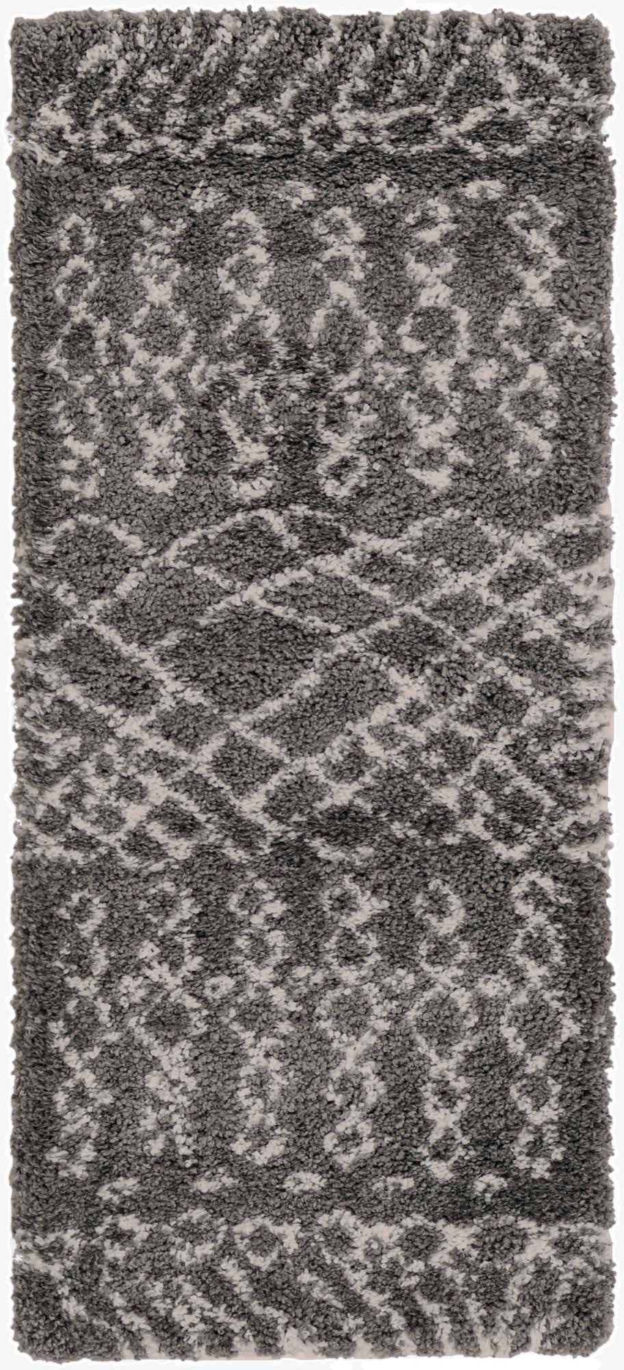  2' 7 x 6' Moroccan Shag Runner Rug