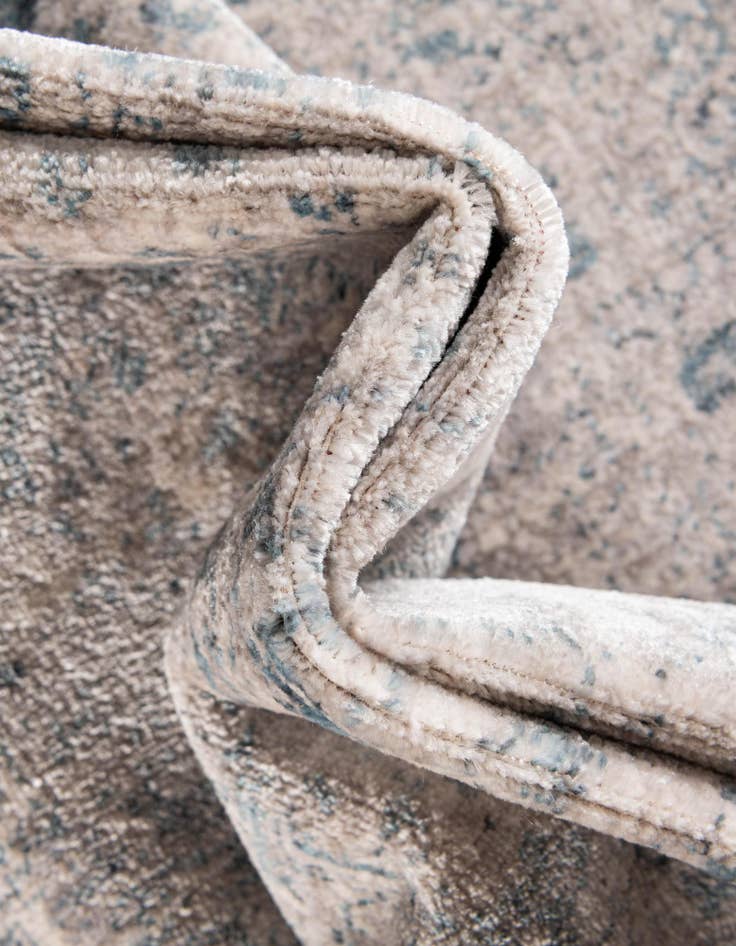 Detail image of  2' 7 x 10' Noble Runner Rug