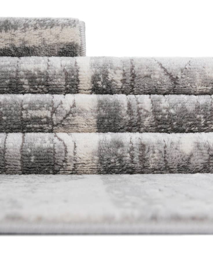 Detail image of  2' x 6' Oregon Runner Rug