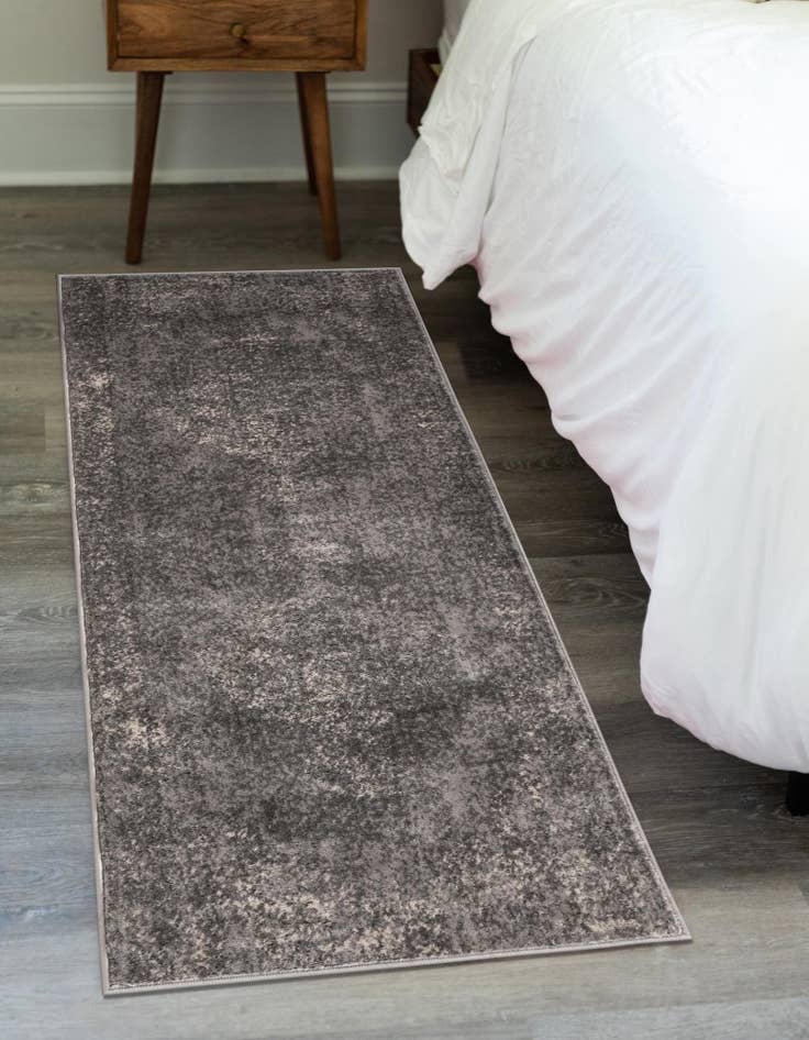 Detail image of  2' 7 x 13' Oregon Runner Rug