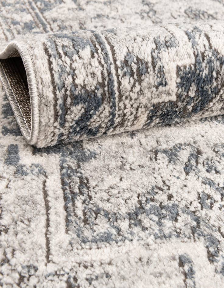 Detail image of  2' 2 x 8' Oregon Runner Rug