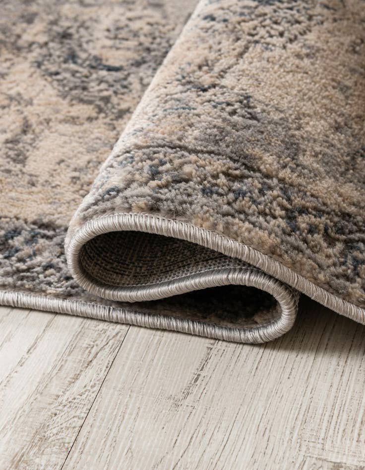 Detail image of  2' 7 x 13' Oregon Runner Rug