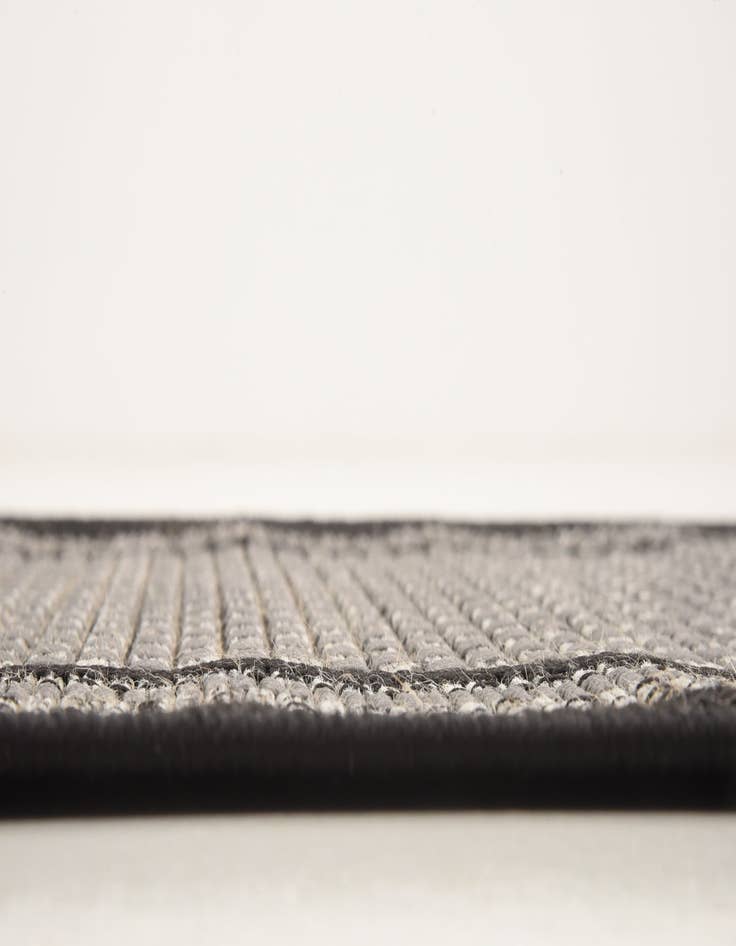 Detail image of  2' 2 x 6'  Washable Border Indoor / Outdoor Runner Rug