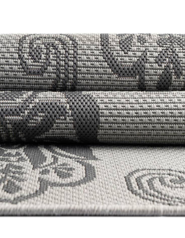 Detail image of  2' 2 x 6'  Washable Botanical Indoor / Outdoor Runner Rug