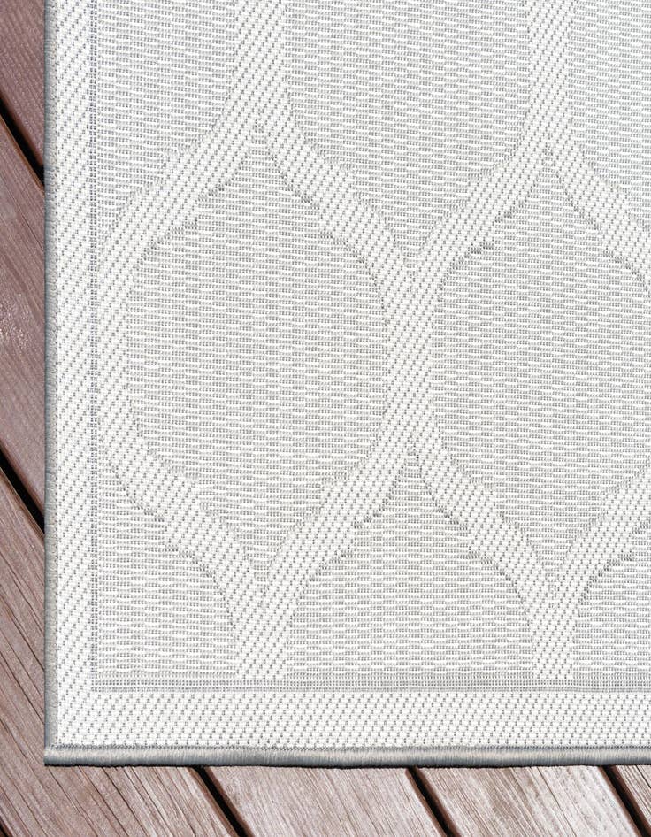 Detail image of  2' 2 x 6'  Washable Lattice Indoor / Outdoor Runner Rug