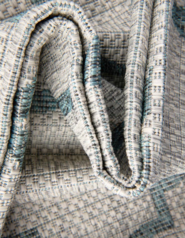 Detail image of  2' 7 x 10'  Washable Lattice Indoor / Outdoor Runner Rug