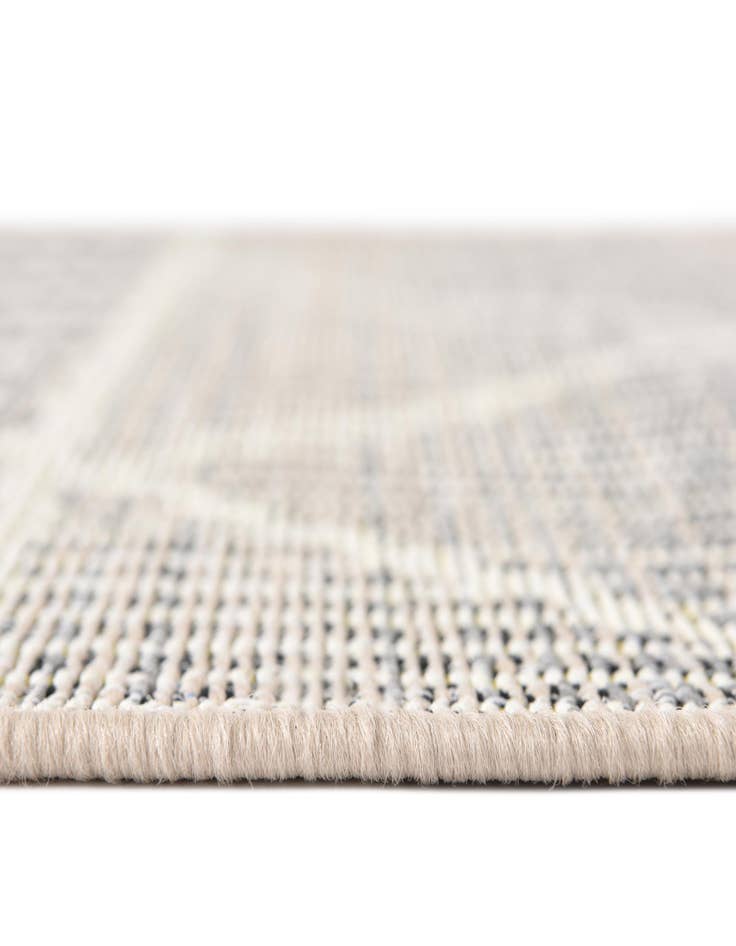 Detail image of  2' x 6'  Washable Lattice Indoor / Outdoor Runner Rug