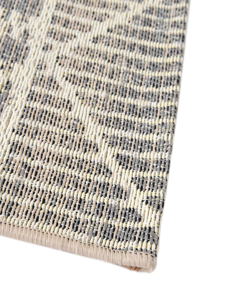 Detail image of  2' x 6'  Washable Lattice Indoor / Outdoor Runner Rug
