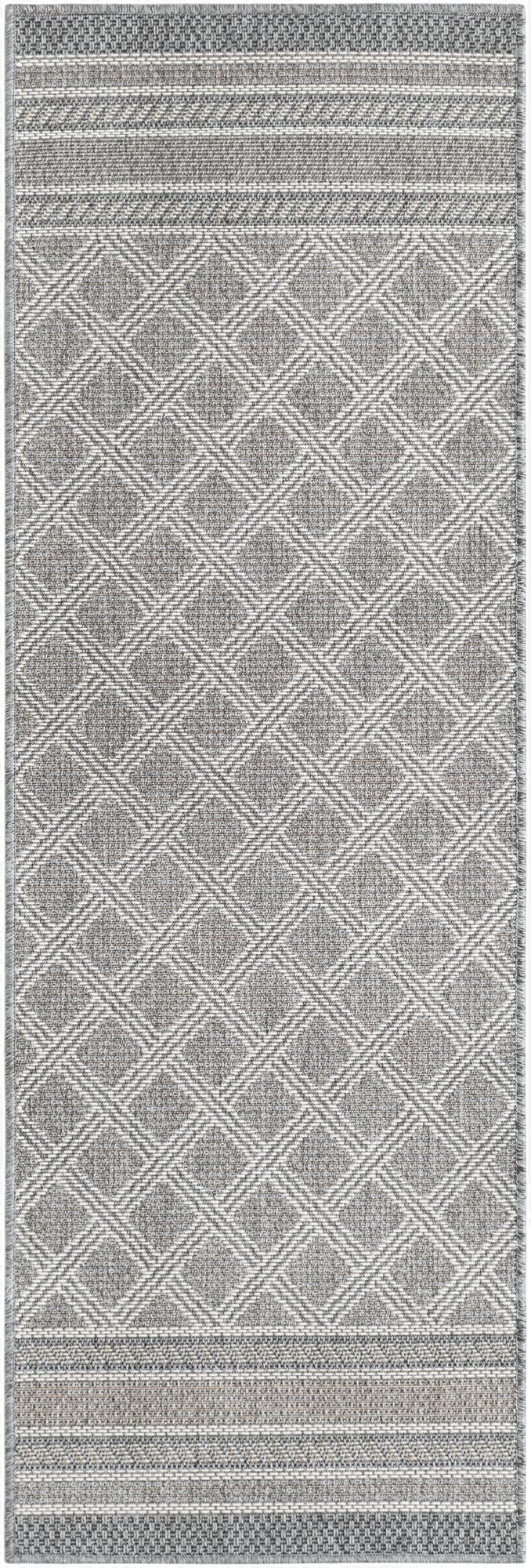 2' x 6' 1  Washable Lattice Indoor / Outdoor Runner Rug