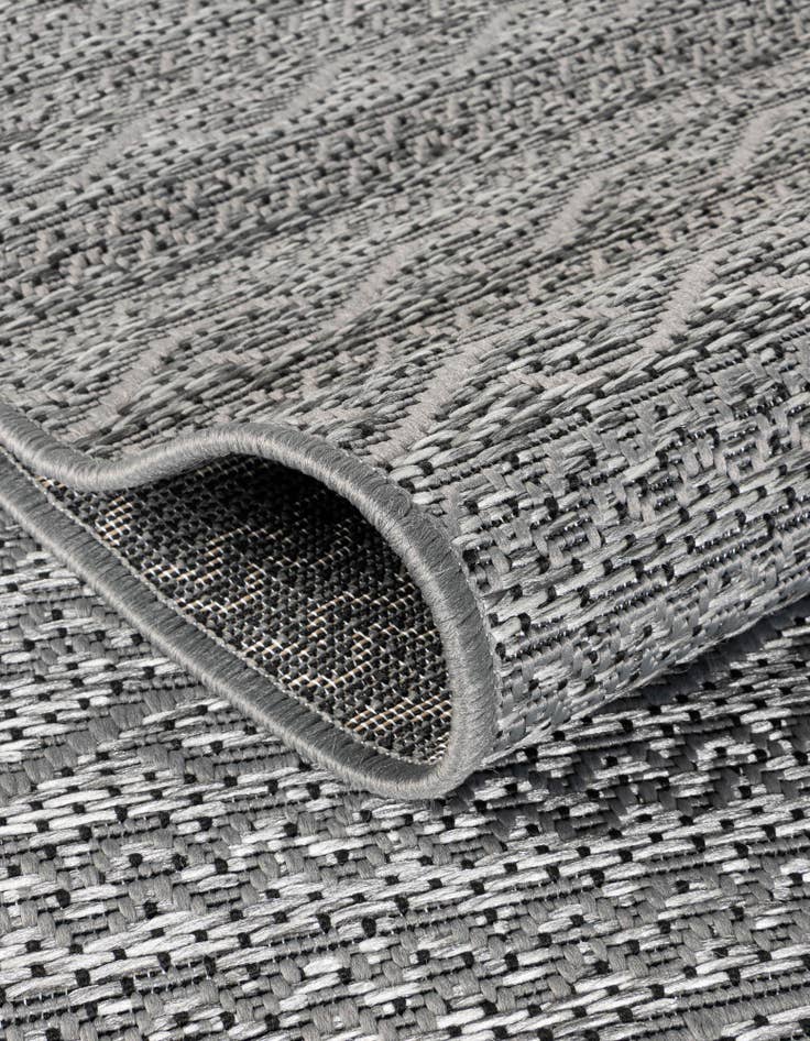 Detail image of  2' 2 x 6'  Washable Modern Indoor / Outdoor Runner Rug