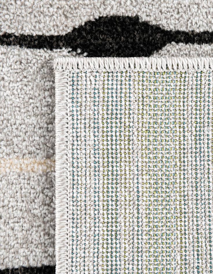 Detail image of  2' x 6'  Washable Modern Indoor / Outdoor Runner Rug