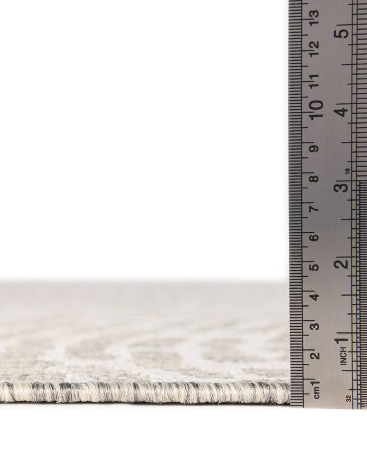 Detail image of  2' x 6'  Washable Modern Indoor / Outdoor Runner Rug