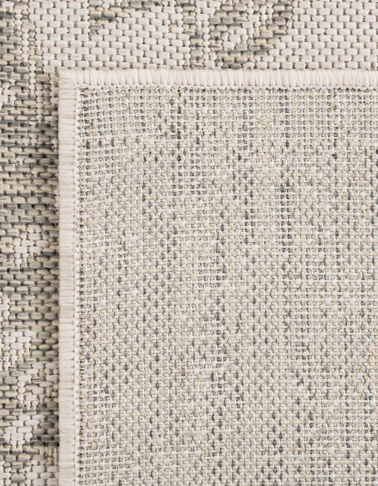 Detail image of  2' 7 x 12'  Washable Traditional Indoor / Outdoor Runner Rug