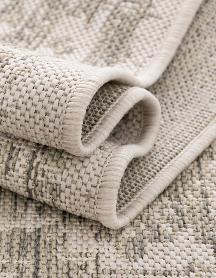 Detail image of  2' 7 x 12'  Washable Traditional Indoor / Outdoor Runner Rug