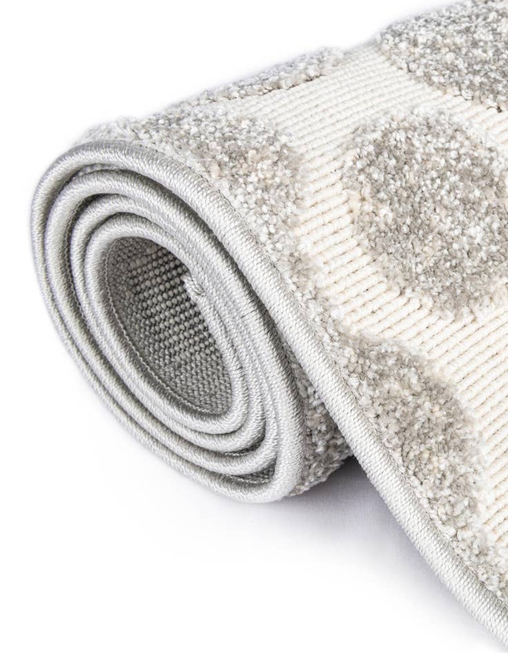 Detail image of  2' 7 x 12'  Washable Sabrina Soto Indoor / Outdoor Runner Rug