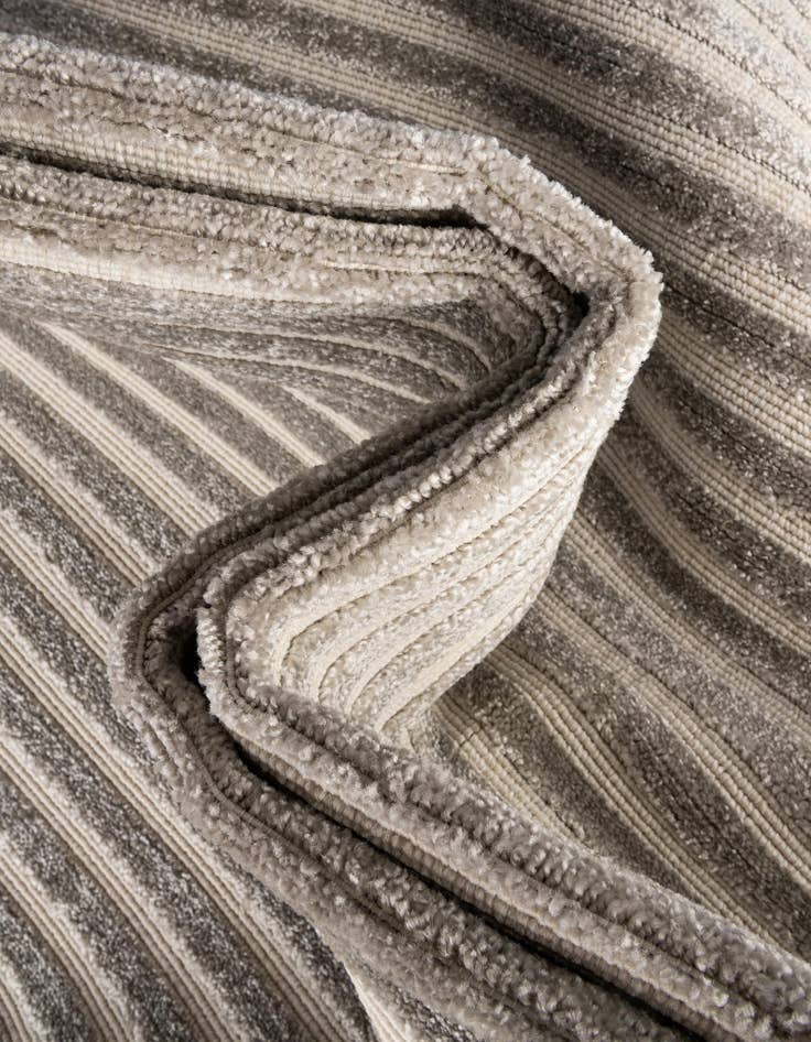 Detail image of  2' x 6'  Washable Sabrina Soto Indoor / Outdoor Runner Rug