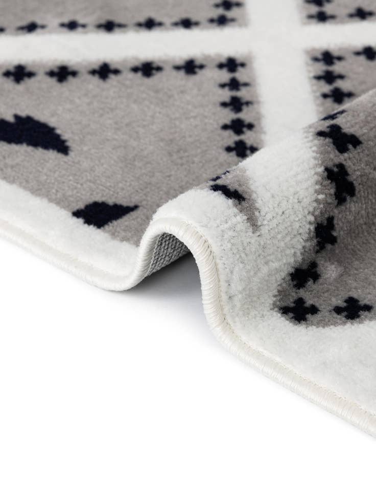 Detail image of  2' 7 x 12' Sydney Runner Rug