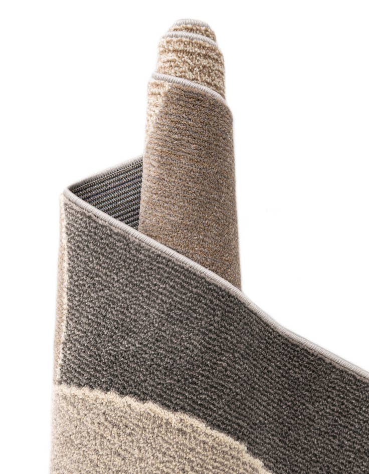 Detail image of  2' 2 x 6' 9  Washable Theia Runner Rug