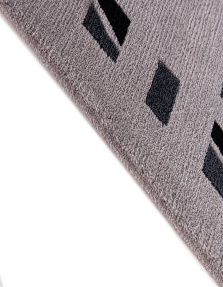 Detail image of  2' 8 x 9' 8  Hand Knotted Tibet Wool Runner Rug