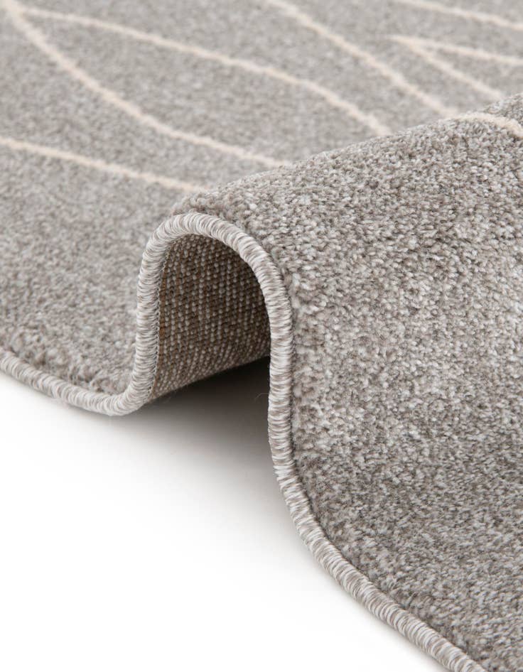 Detail image of  2' 7 x 10' Titania Runner Rug