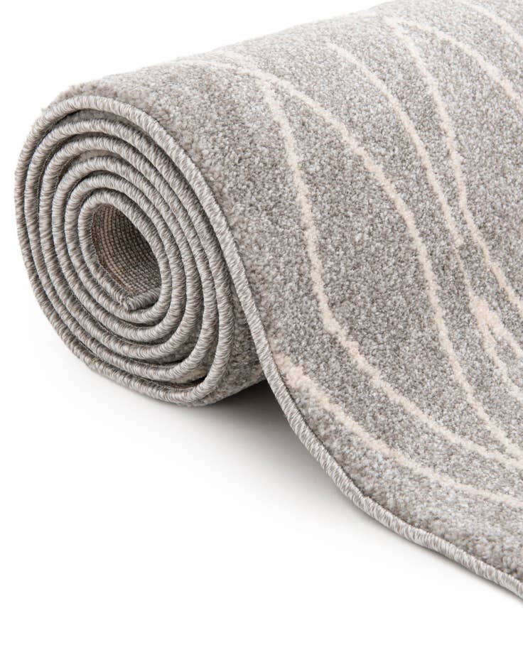 Detail image of  2' 7 x 10' Titania Runner Rug