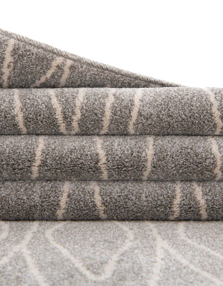 Detail image of  2' 7 x 10' Titania Runner Rug