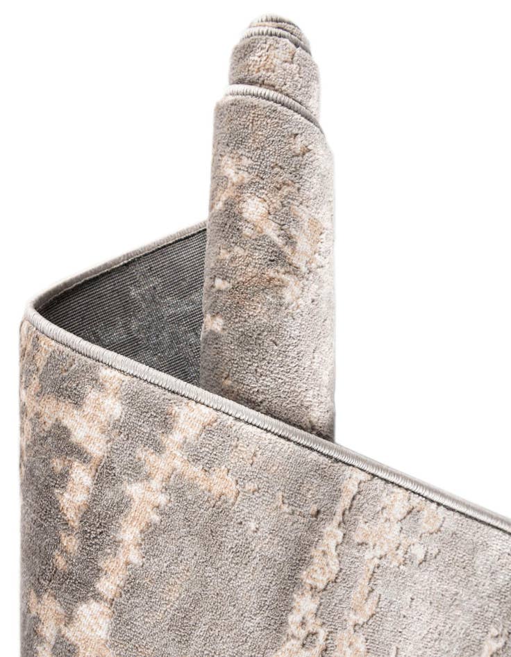 Detail image of Jill Zarin 2' 7 x 14' Uptown Lexington Avenue Runner Rug