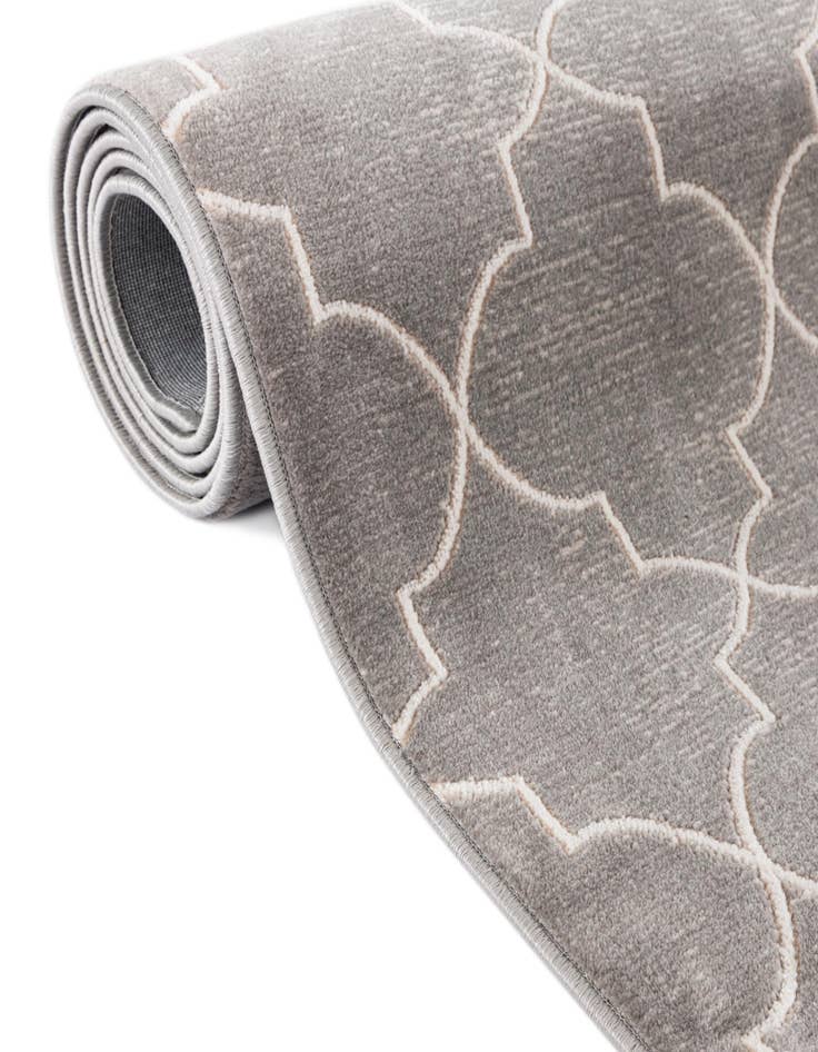 Detail image of Jill Zarin 2' 2 x 6' Uptown Lincoln Center Runner Rug