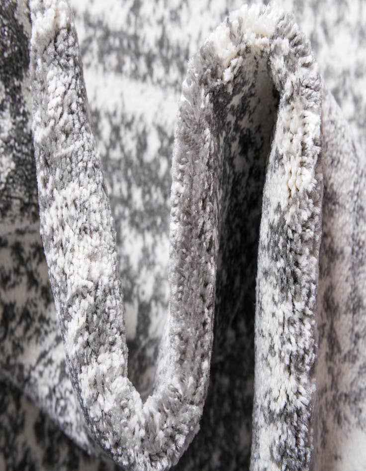 Detail image of  2' x 6' Veneto Runner Rug