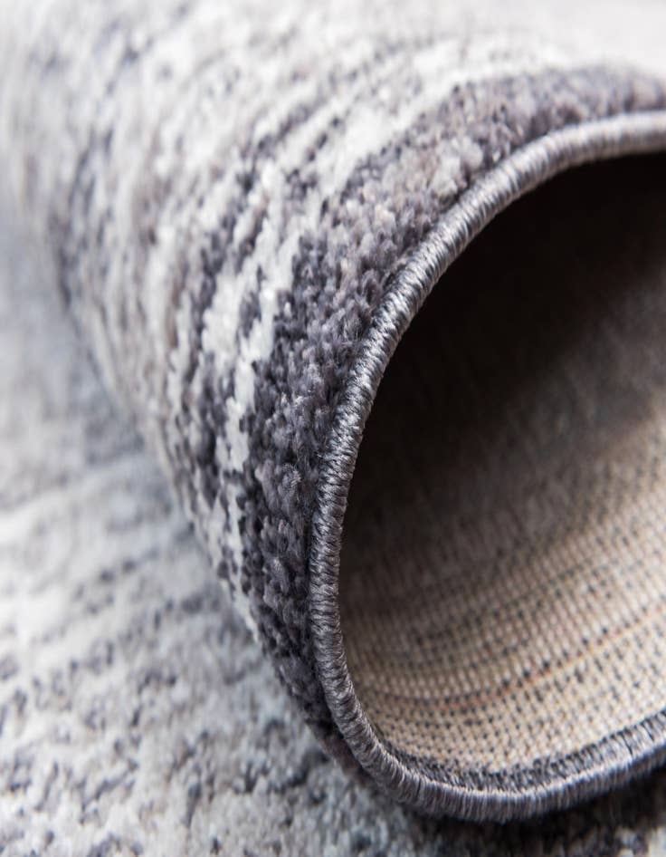 Detail image of  2' 7 x 8' 2 Williamsburg Runner Rug