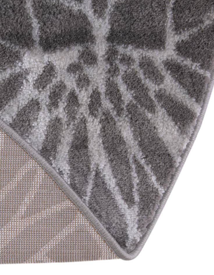 Detail image of  5' 3 x 8'  Marilyn Monroe&trade; Glam Dahlia Oval Rug