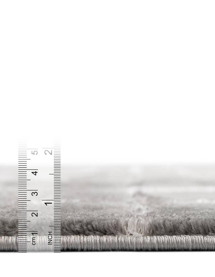 Detail image of  7' 10 x 7' 10  Marilyn Monroe&trade; Glam Deco Round Rug