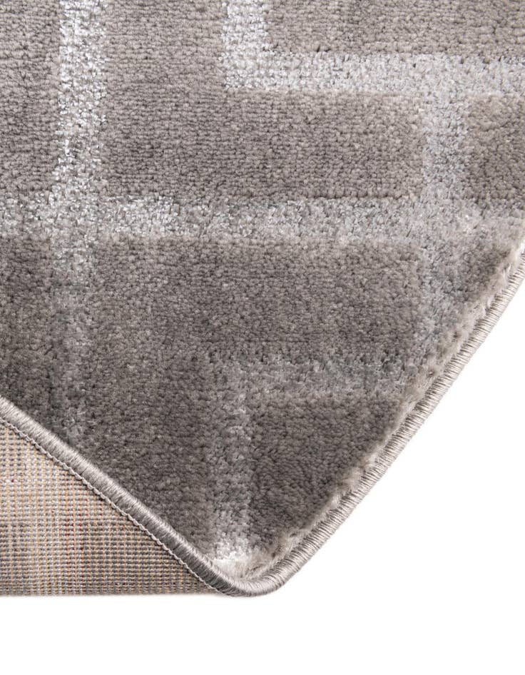 Detail image of  7' 10 x 7' 10  Marilyn Monroe&trade; Glam Deco Round Rug