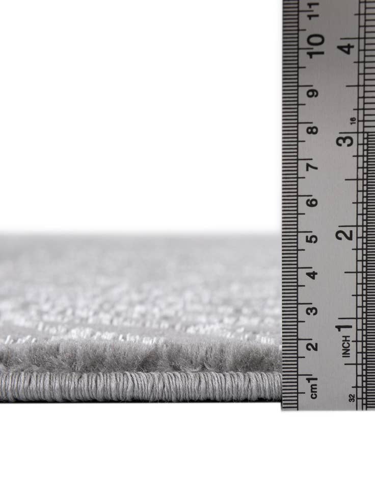 Detail image of  7' 10 x 7' 10  Marilyn Monroe™ Glam Dahlia Square Rug