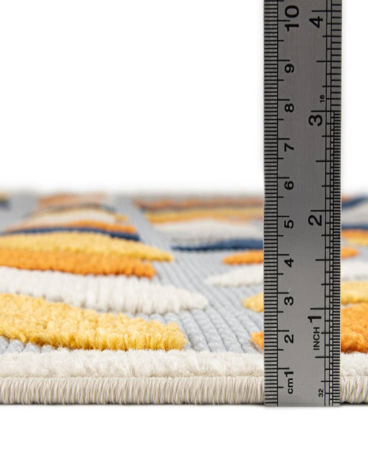 Detail image of  5' 3 x 5' 3  Washable Aruba Indoor / Outdoor Square Rug