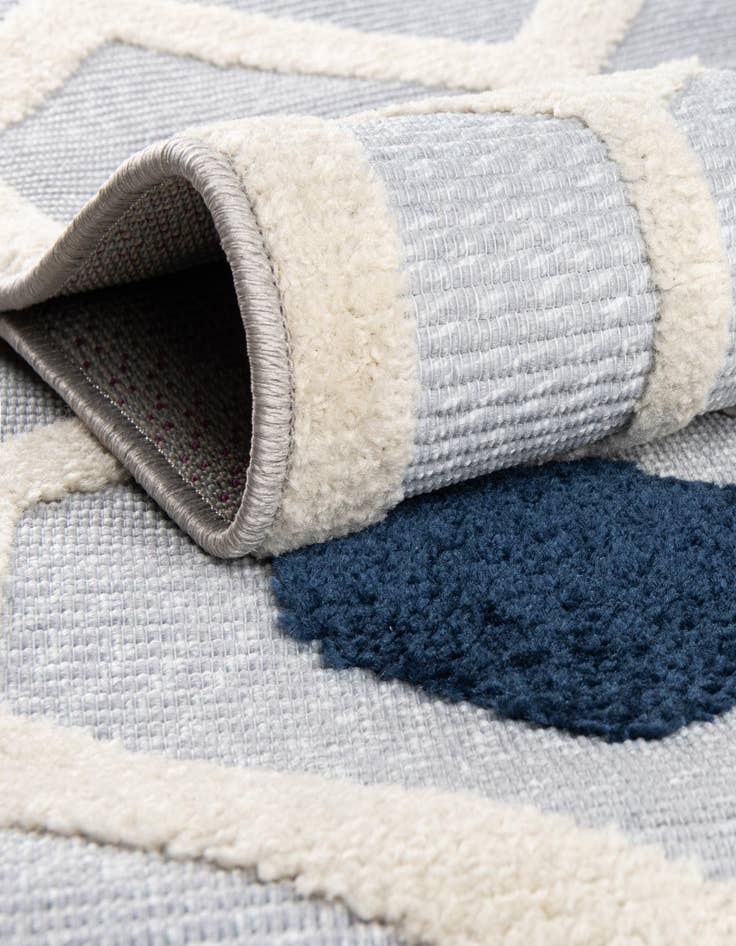 Detail image of  5' 3 x 5' 3  Washable Aruba Indoor / Outdoor Square Rug