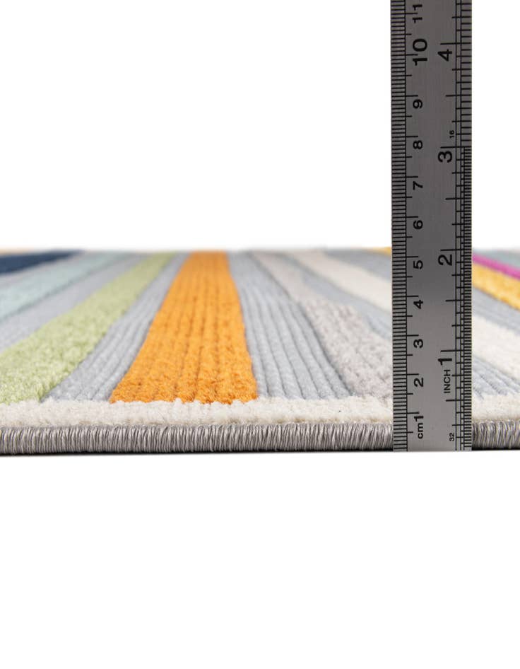 Detail image of  5' 3 x 5' 3  Washable Aruba Indoor / Outdoor Square Rug