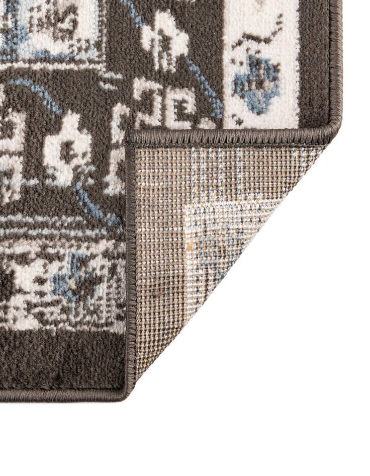 Detail image of  7' 10 x 7' 10 Charlotte Square Rug