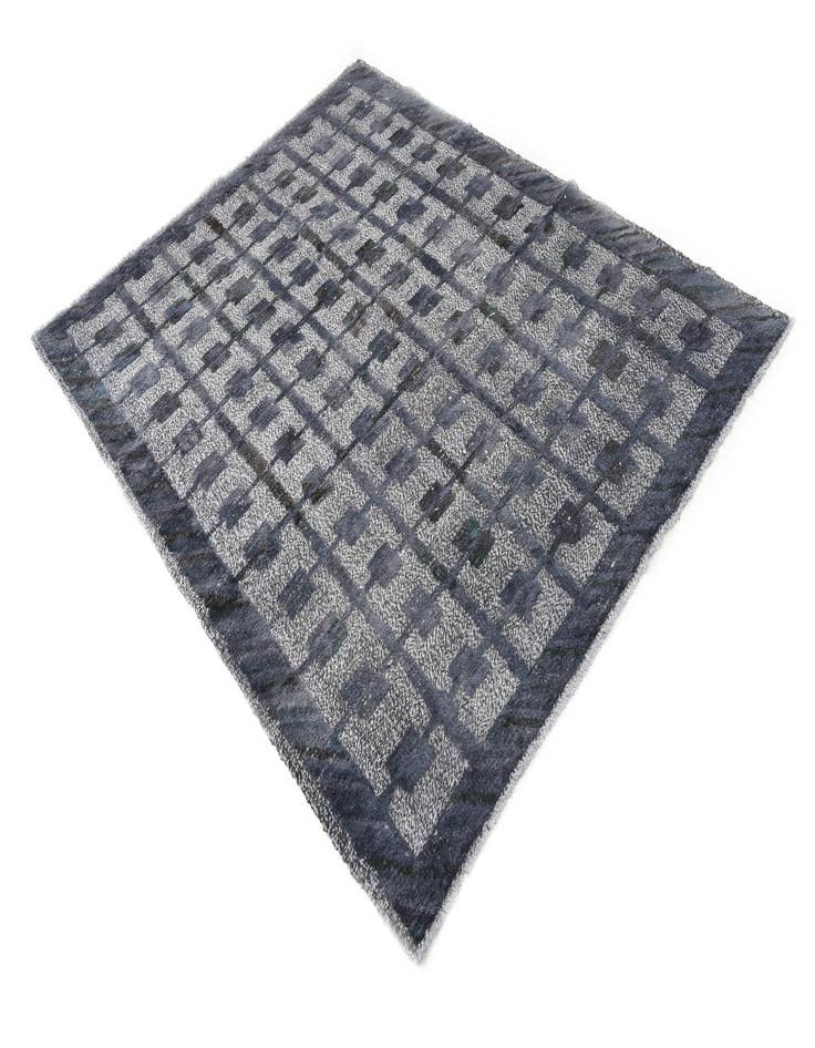 Detail image of  5' 1 x 6' 7  Hand Knotted Darya Wool Square Rug