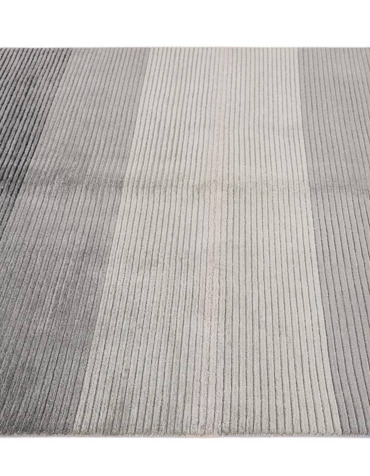 Detail image of  4' 11 x 5' 1  Hand Knotted Darya Wool Square Rug