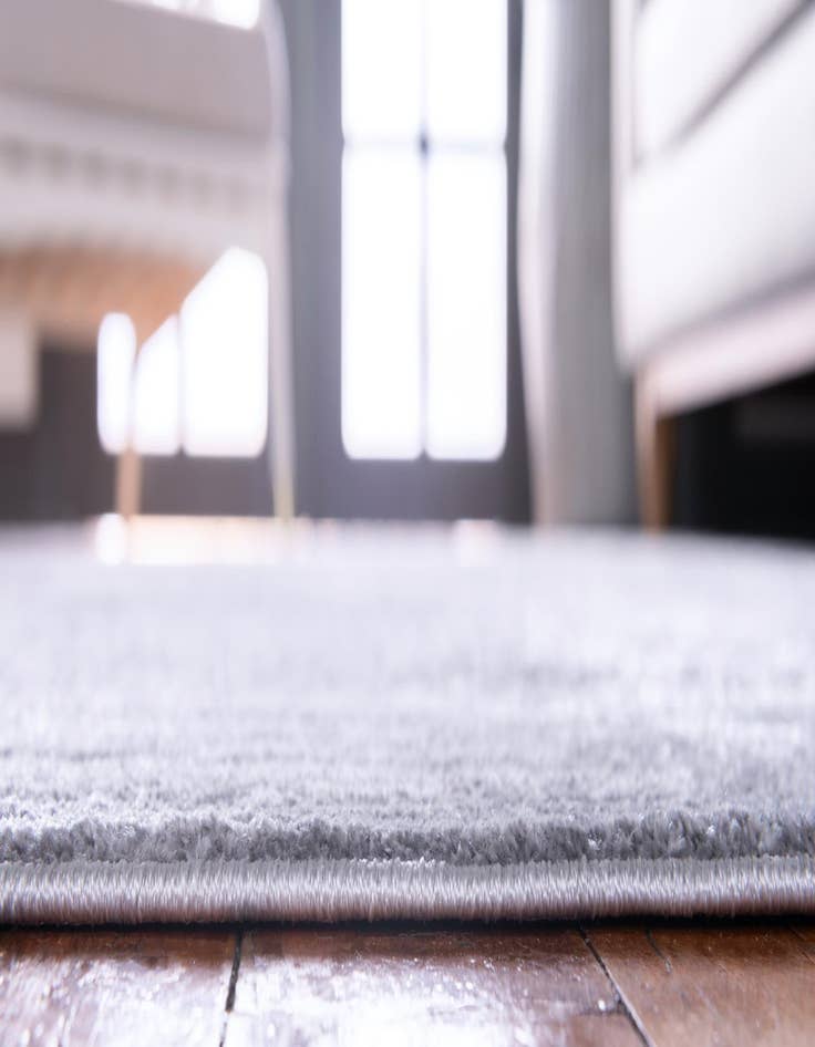 Detail image of  7' 10 x 7' 10 Estate Square Rug