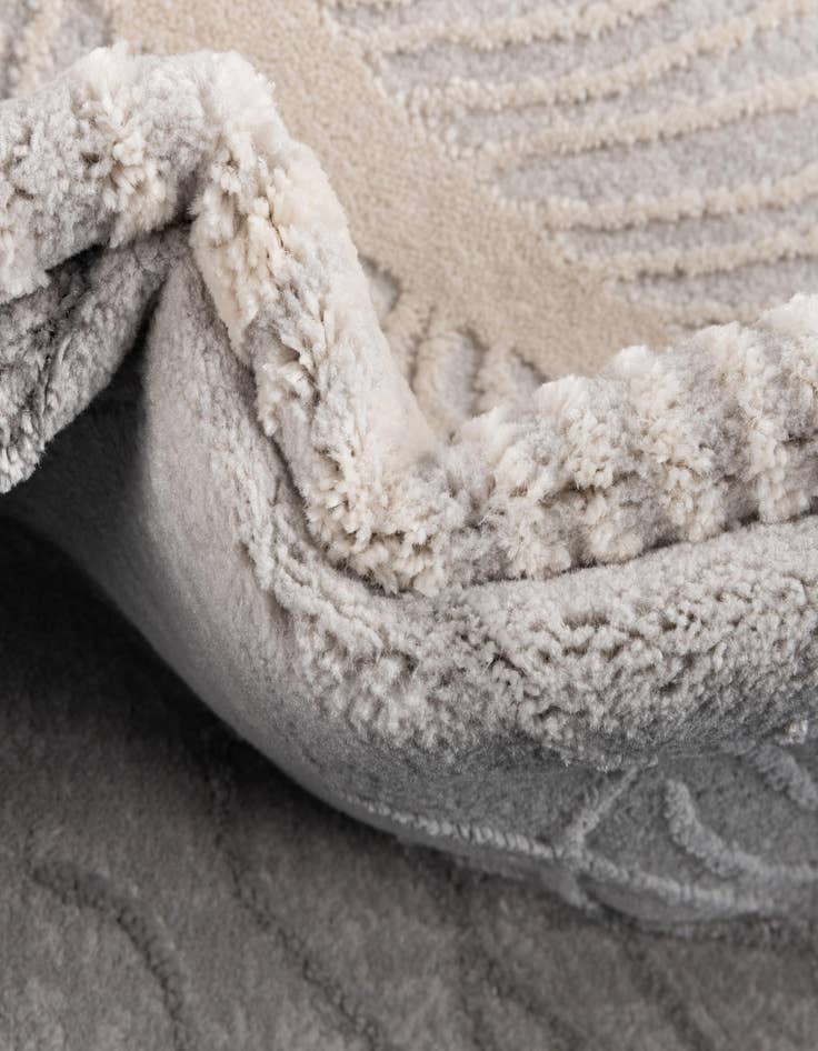 Detail image of  7' 10 x 7' 10 Finsbury Square Rug