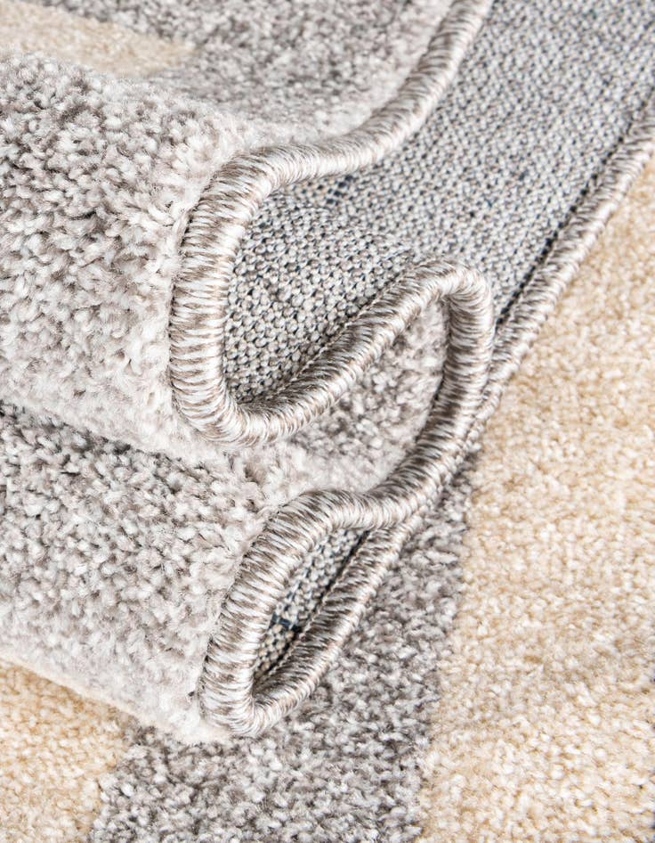 Detail image of  7' 10 x 7' 10 Hera Square Rug