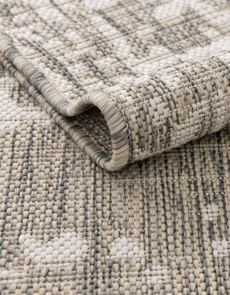 Detail image of  7' 10 x 7' 10  Washable Jill Zarin Dubai Indoor / Outdoor Square Rug